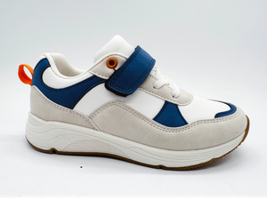 Zapatos casuales para niños elegantes y vanguardistas.