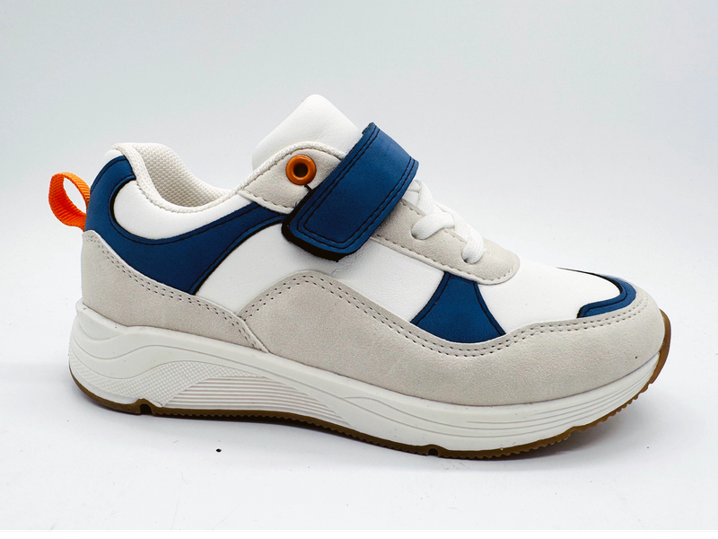 Zapatos casuales para niños elegantes y vanguardistas.