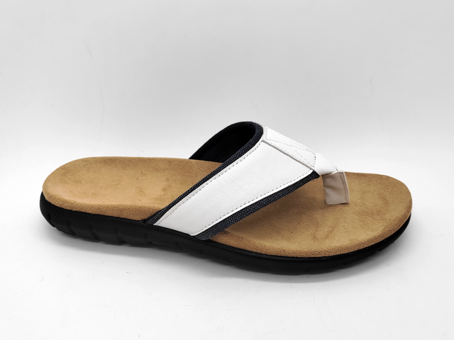Sandalias blancas cómodas para hombre con efecto visual fresco