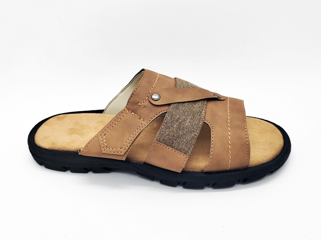 Sandalias de hombre Breathe Freely de malla de microfibra camel