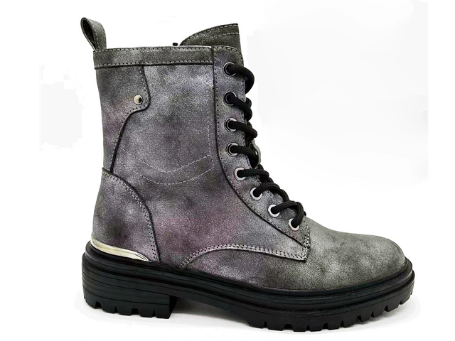 Nuevas botas de mujer exquisitas y de moda